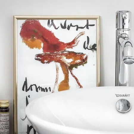 Chateau Charles Bed & Breakfast